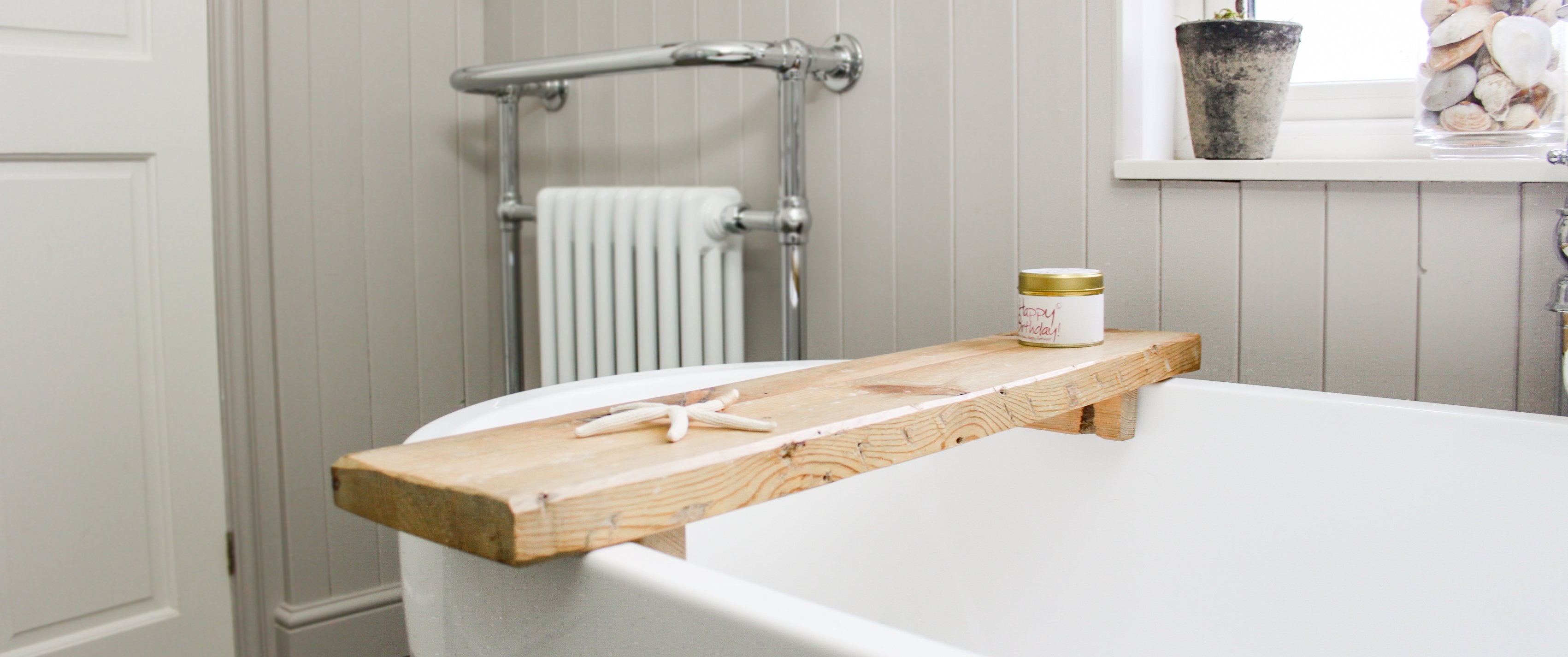 wooden-bath-board